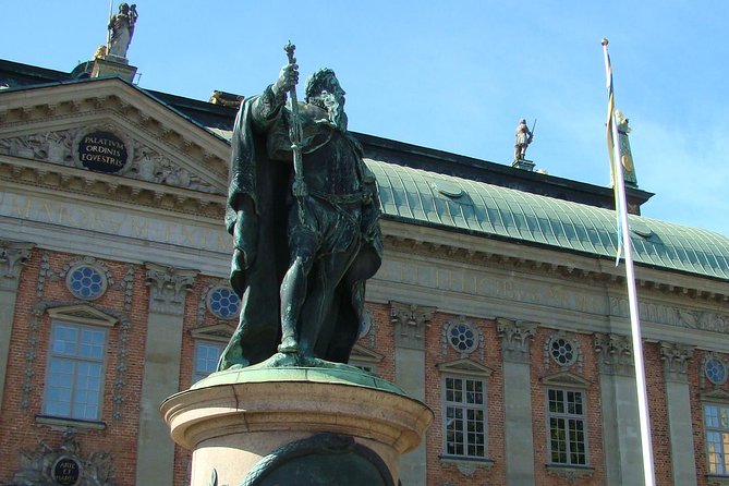 The Story of Stockholm and Sweden in Three Chapters, a Small Group Walking Tour - Stop 6: Royal Palace viewpoints, Peter the Great, Karl XII, and the eastward point