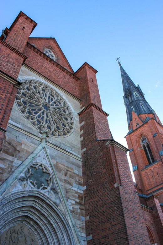 Uppsala: City Highlights and Hidden Gems Walking Tour - The Food Market Break: A Chance to Recharge, Not a Full Meal