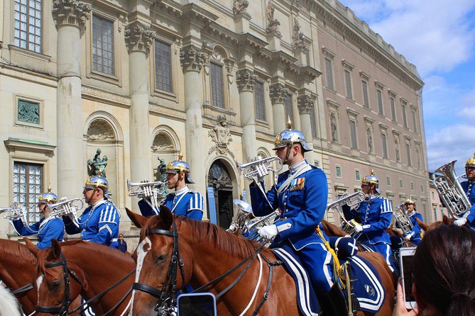 Walking Tour of Stockholm Old Town - Old Town on Foot, from Riksdagshuset to Stortorget
