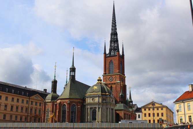 Walking Tour of Stockholm Old Town - Route basics: start time, meeting points, and how to pace yourself