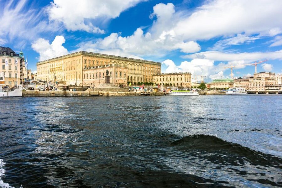 World War II Stockholm Old Town Walking Tour and Army Museum - Key things to look forward to