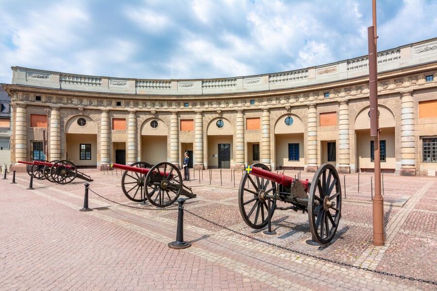 World War II Stockholm Old Town Walking Tour and Army Museum - Price and value: is $205 per person worth it?